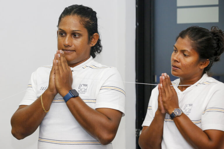 ශ්‍රී ලංකා කාන්තා කණ්ඩායම දිවයිනෙන් පිටත් වෙයි